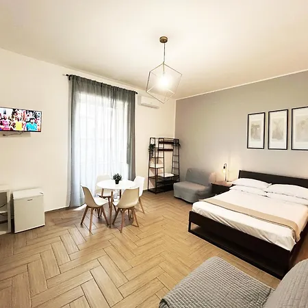 Bed & Breakfast Napolation - Centro Storico 3*